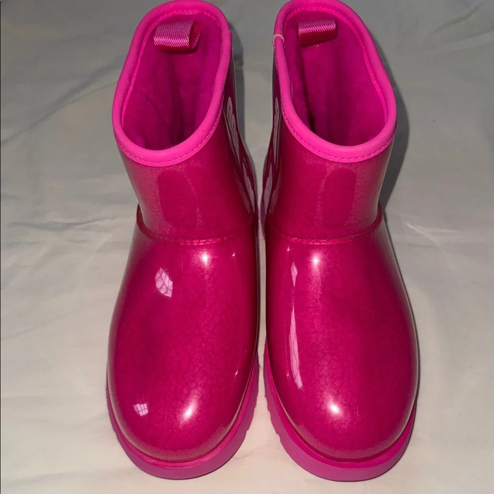 UGG Vibrant Pink woman’s Rain Boots size 8 new - Picture 2 of 6